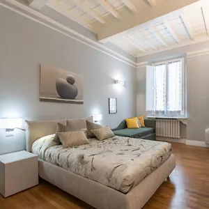 Apartment Deluxe Corso 5, Florence